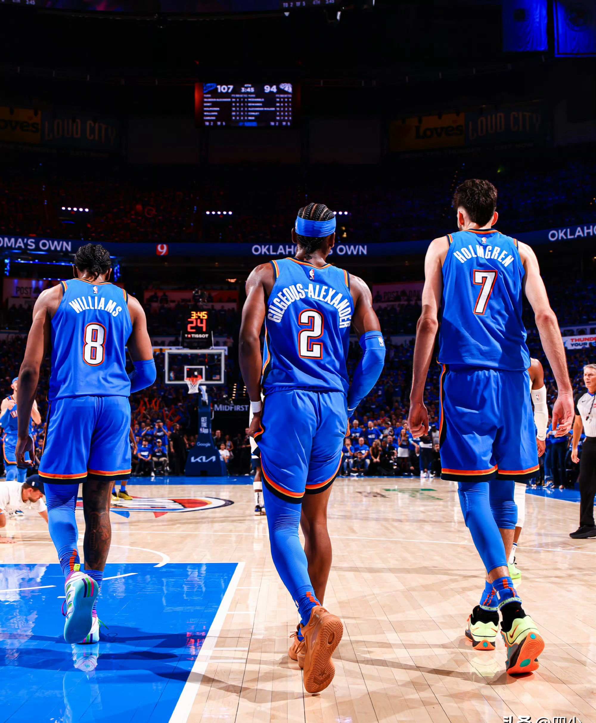 开云体育入口-鹈鹕逆转雷霆，布克扛起全队